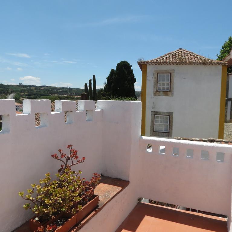 A Casa Do Passaro Branco Hotel Óbidos Exterior foto